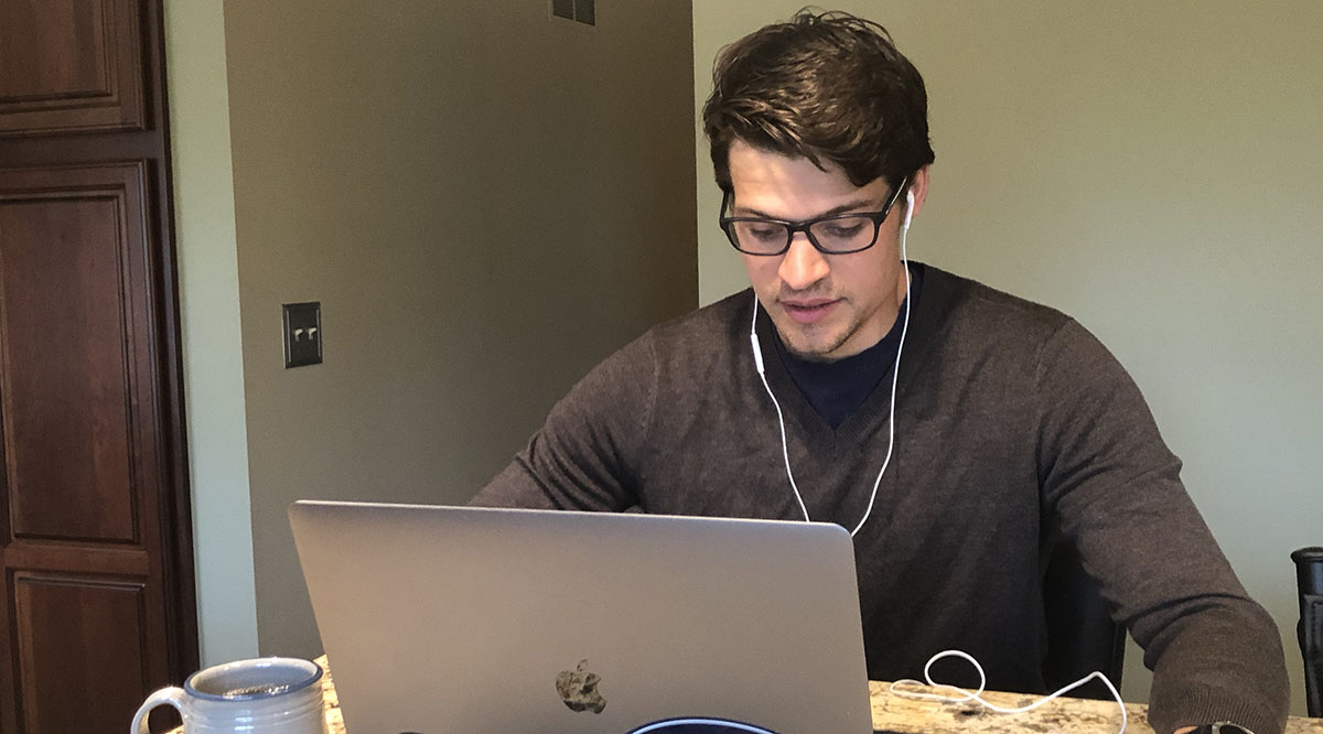 Tyler Bauer, a fourth-year student at Sidney Kimmel Medical College of Thomas Jefferson University, talks to a cardiology patient as part of his “virtual clerkship” 