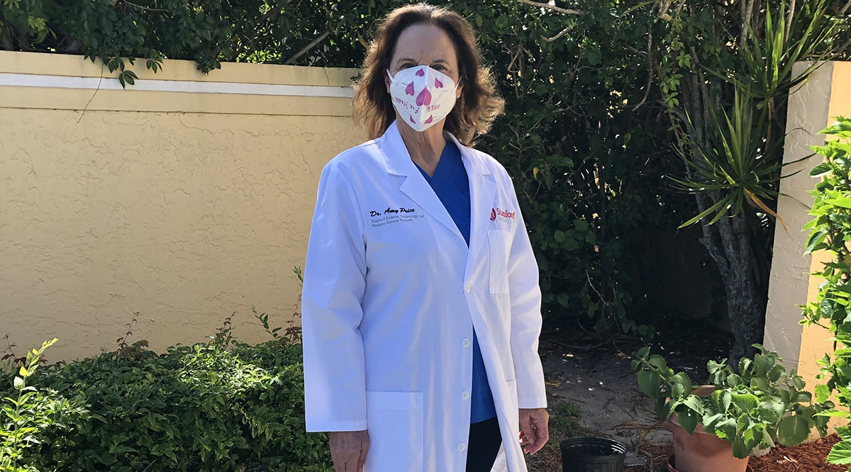 AmyPrice_Mask Amy Price, DPhil, a senior research scientist at Stanford Anesthesia Informatics and Media Lab, wears a cloth mask like the ones she and her colleagues tested for efficacy of containing viral particles.