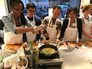 culinary medicine students working