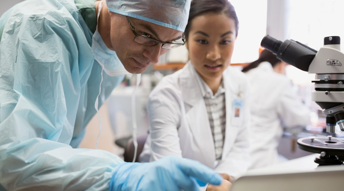 Physician scientists working in a laboratory.