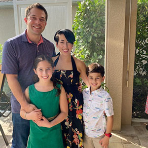 Jeffrey Siegelman with his family