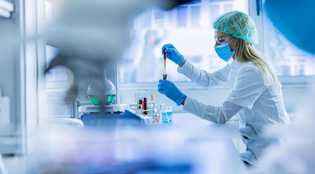 A young woman researcher in a lab