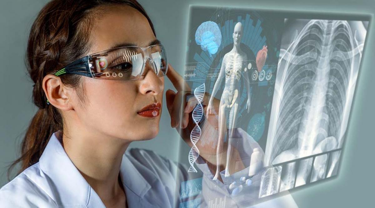 39-virtual-reality-woman-medicine-story.jpg__992x558_q85_crop-smart_subsampling-2_upscale