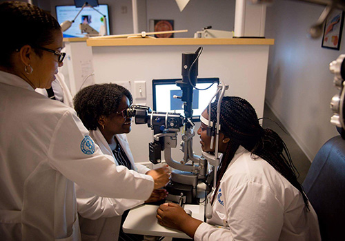 eye exam at Western University